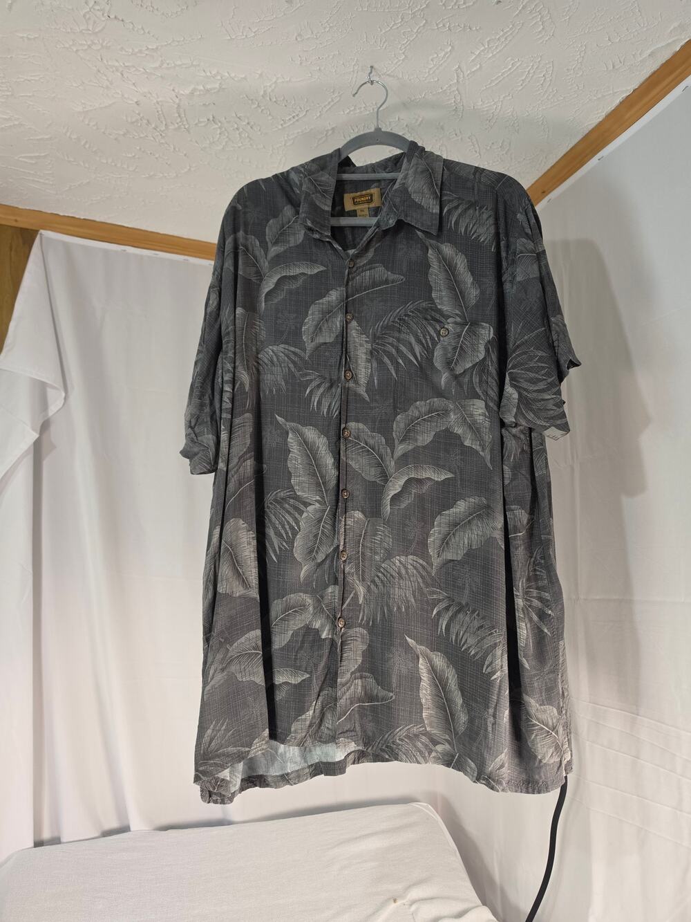 Foundry Rayon Camp Shirt 2XL Gray Tropical Leaf